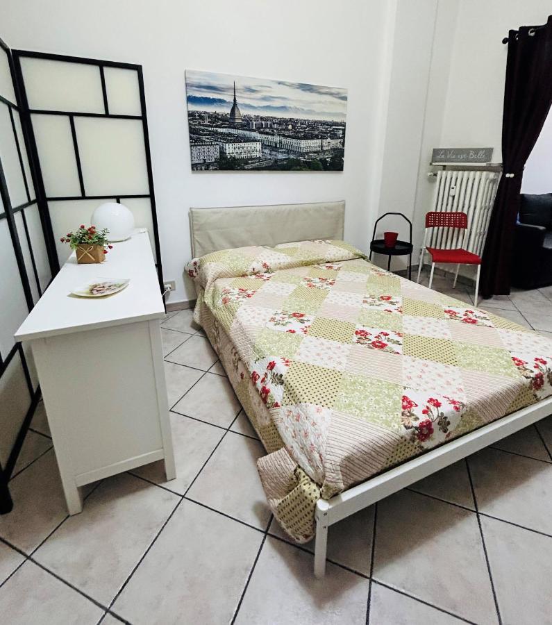 Appartement Monolocale Maria Vittoria à Turin Extérieur photo